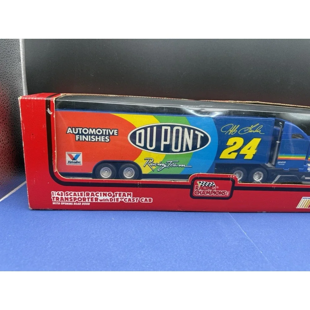 Racing Champions 1993 1:43 NASCAR Team Transporter Jeff Gordon Dupont Diecast